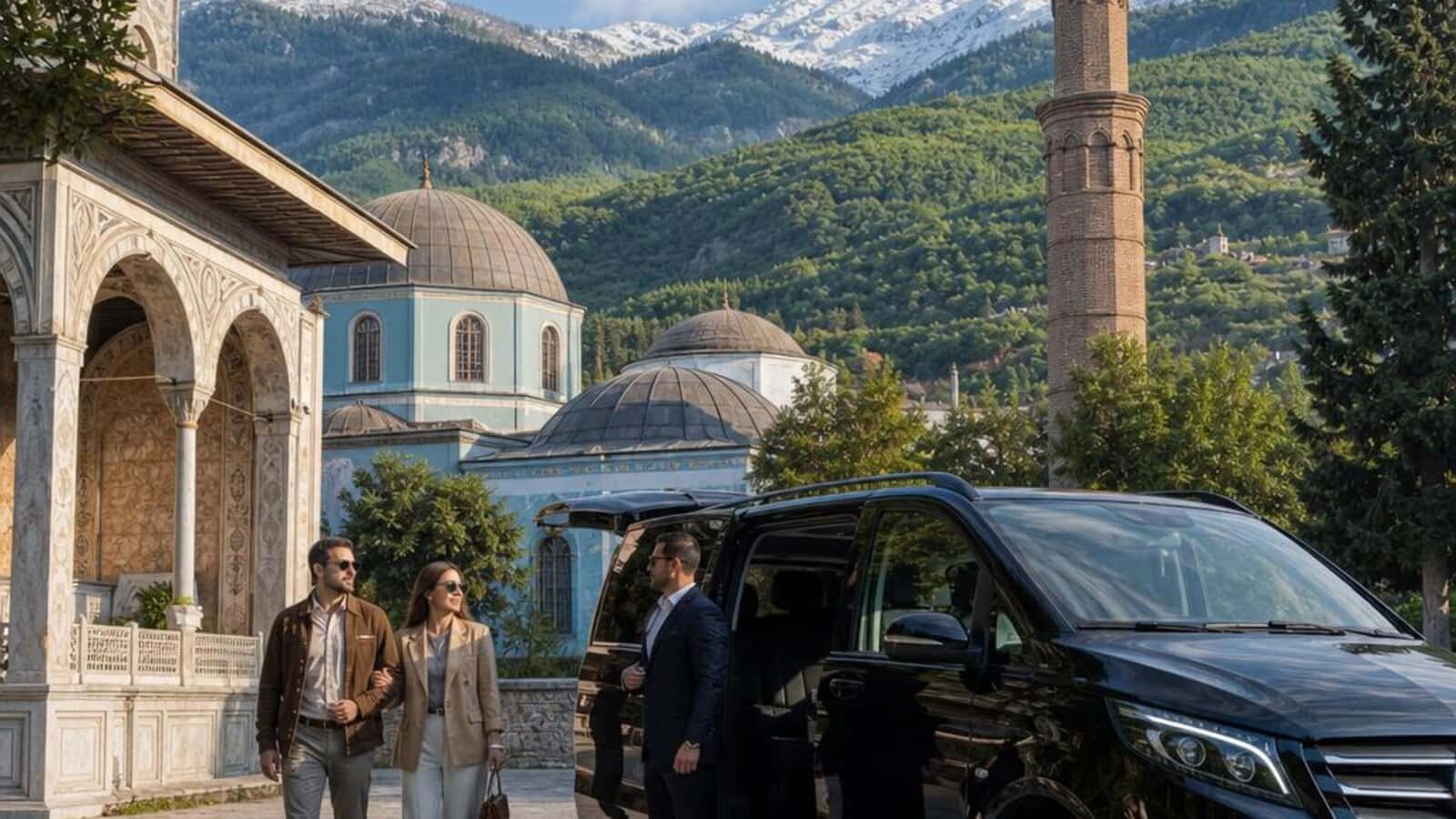 Uludağ eteklerindeki Bursa turu için hazır VIP transfer aracı.